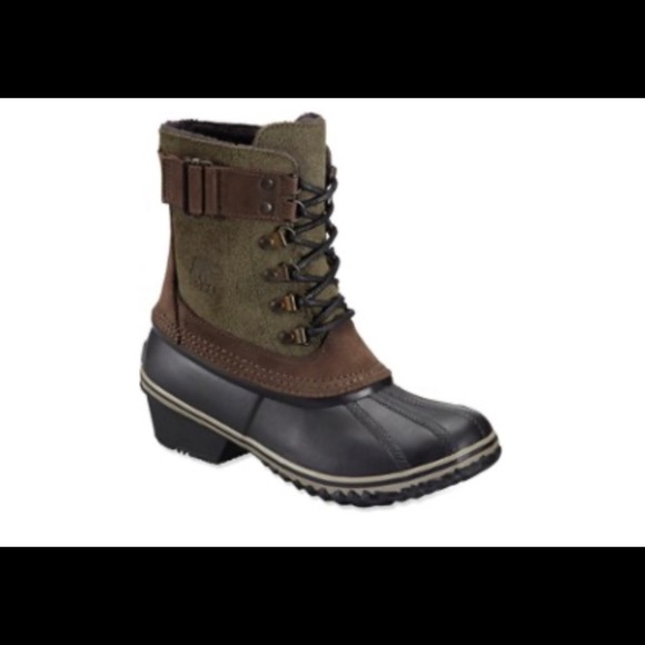 Sorel Winter Boots - Picture 1 of 5